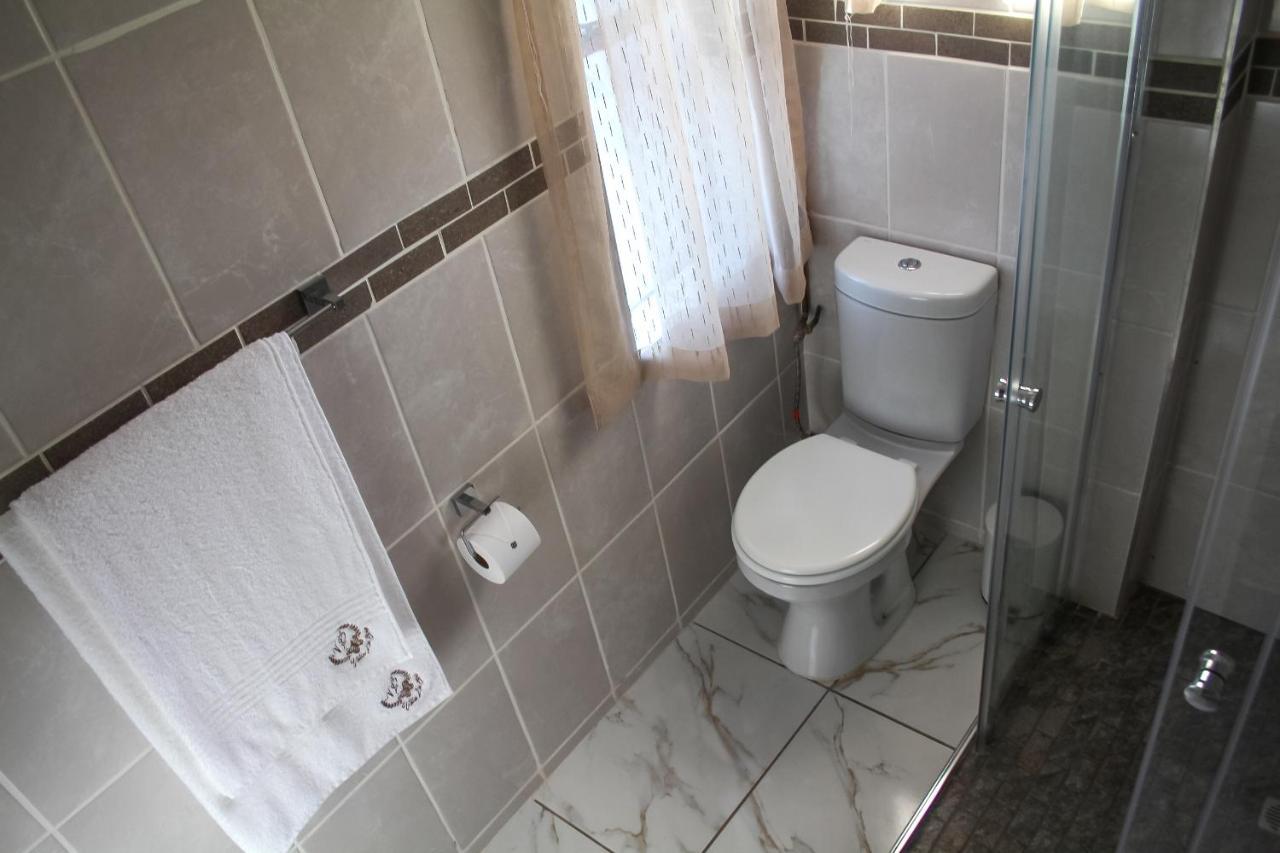 Villa La Sola B&B And Self-Catering Boksburg Exterior photo