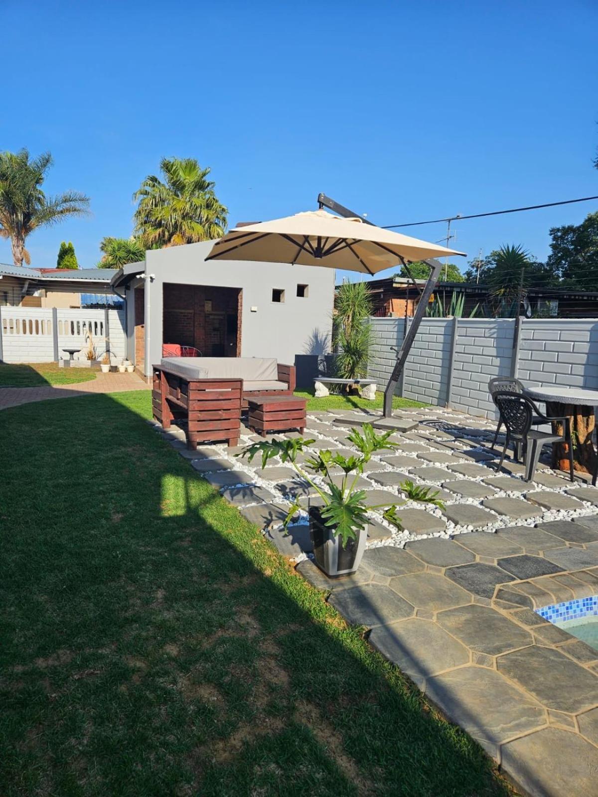 Villa La Sola B&B And Self-Catering Boksburg Exterior photo